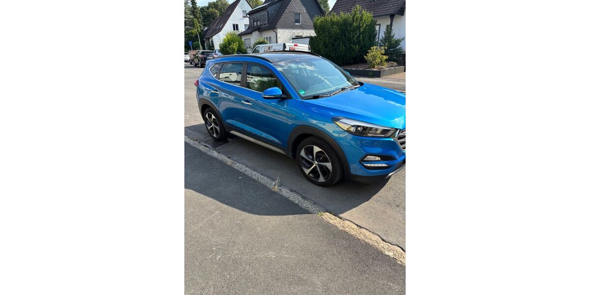 Hyundai TUCSON 65.724 km 17.000 &euro; Dortmund 44287