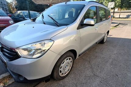 Dacia Lodgy 131.600 km 4.990 &euro; Dortmund 44339