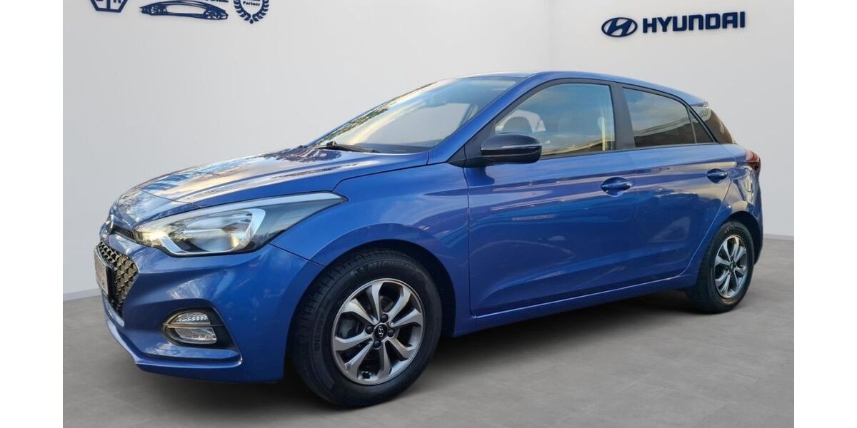 Hyundai i20 59.900 km 12.490 € Marl 45770