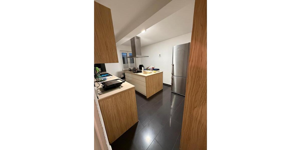 Großzügige 125 qm2 Maisonettewohnung mit 2 Eingängen 5 zimmer