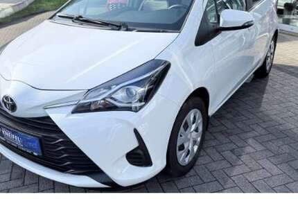 Toyota Yaris 25.600 km 14.950 € Essen-Kettwig 45219