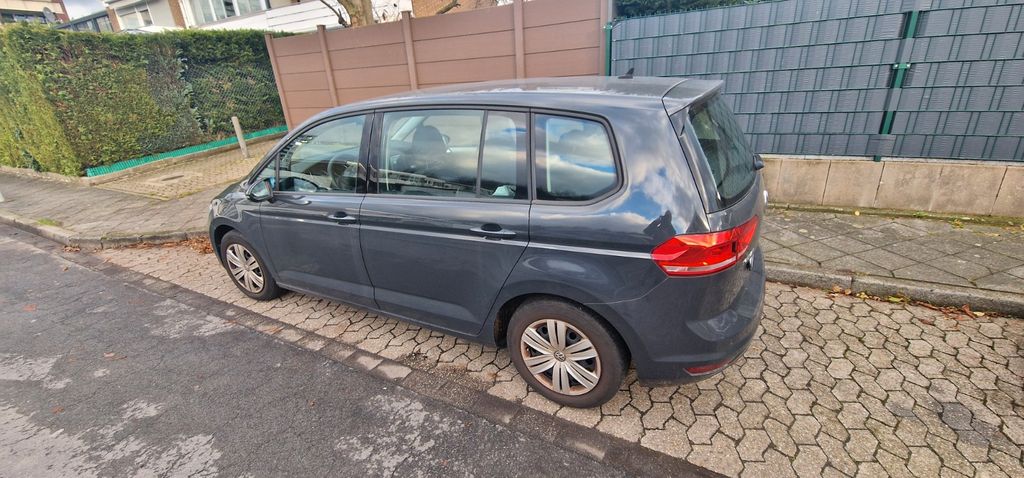VW Touran 117.000 km 14.500 &euro; Ratingen 40880