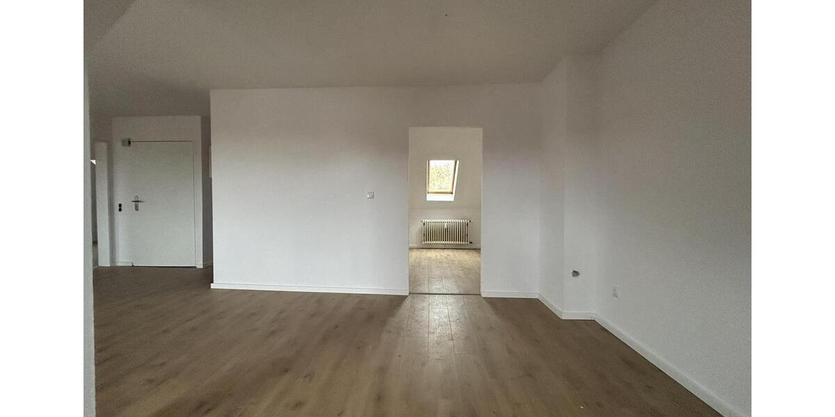 Dachgeschoßwohnung Gladbeck Brauck - 2 Zimmer, 65 m&sup2;, 485&euro; | Angebot:25102161
