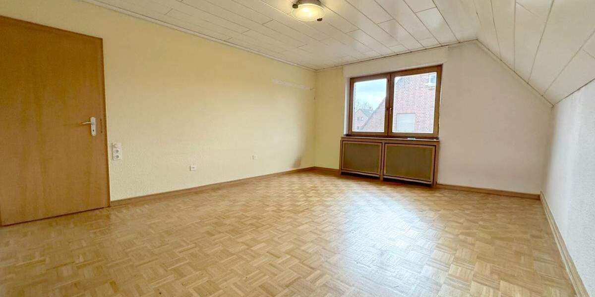 Mehrfamilienhaus, Wohnhaus Oberhausen Sterkrade-Nord - 9 Zimmer, 254 m&sup2;, 759.000&euro; | Angebot:25319533