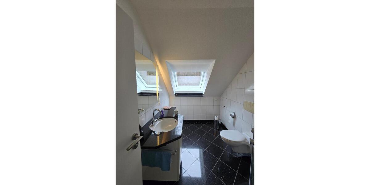 Dachgeschoßwohnung Wuppertal Eckbusch - 2 Zimmer, 60 m&sup2;, 620&euro; | Angebot:25407465