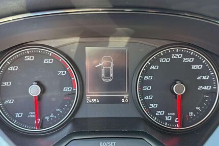 Seat Arona 24.554 km 20.880 &euro; Essen 45326