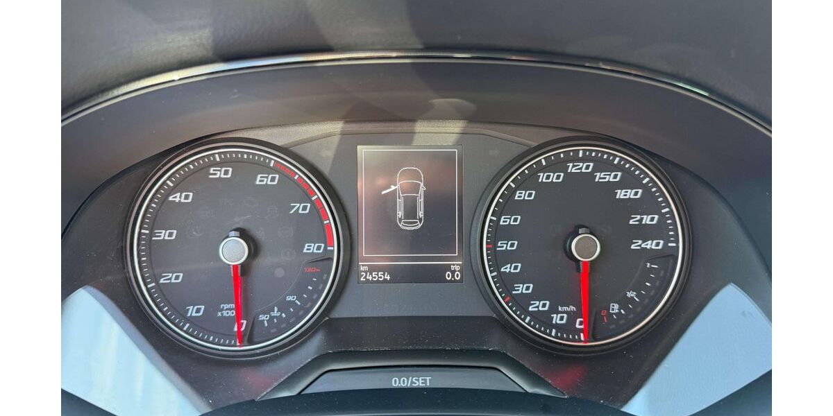 Seat Arona 24.554 km 20.880 &euro; Essen 45326