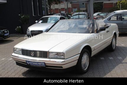 Cadillac Allante 175.000 km 10.800 € Herten 45699