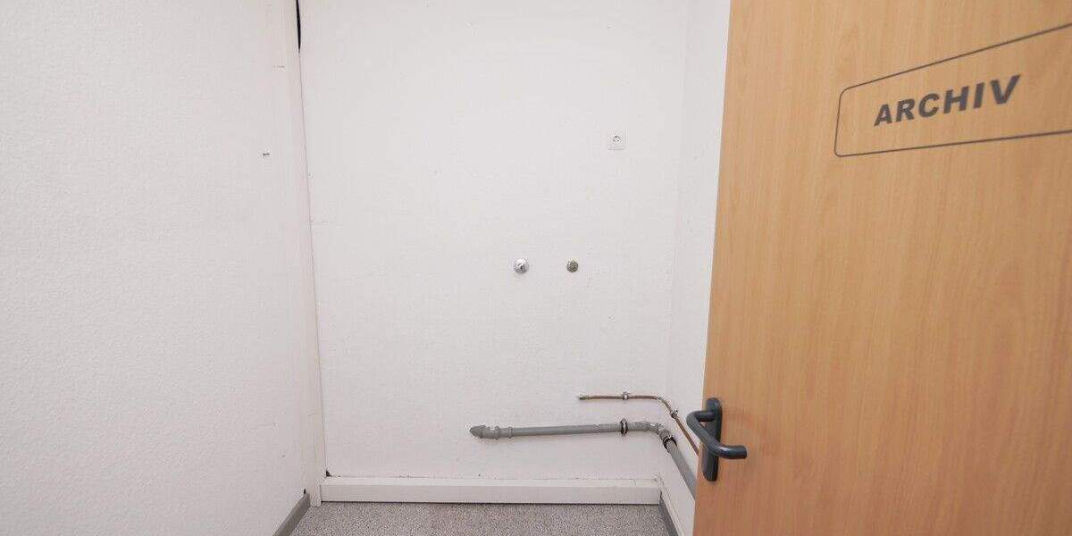 Gewerbeobjekt Gelsenkirchen / Buer Buer - 5 Zimmer, 140 m&sup2;, 1.050&euro; | Angebot:25707099