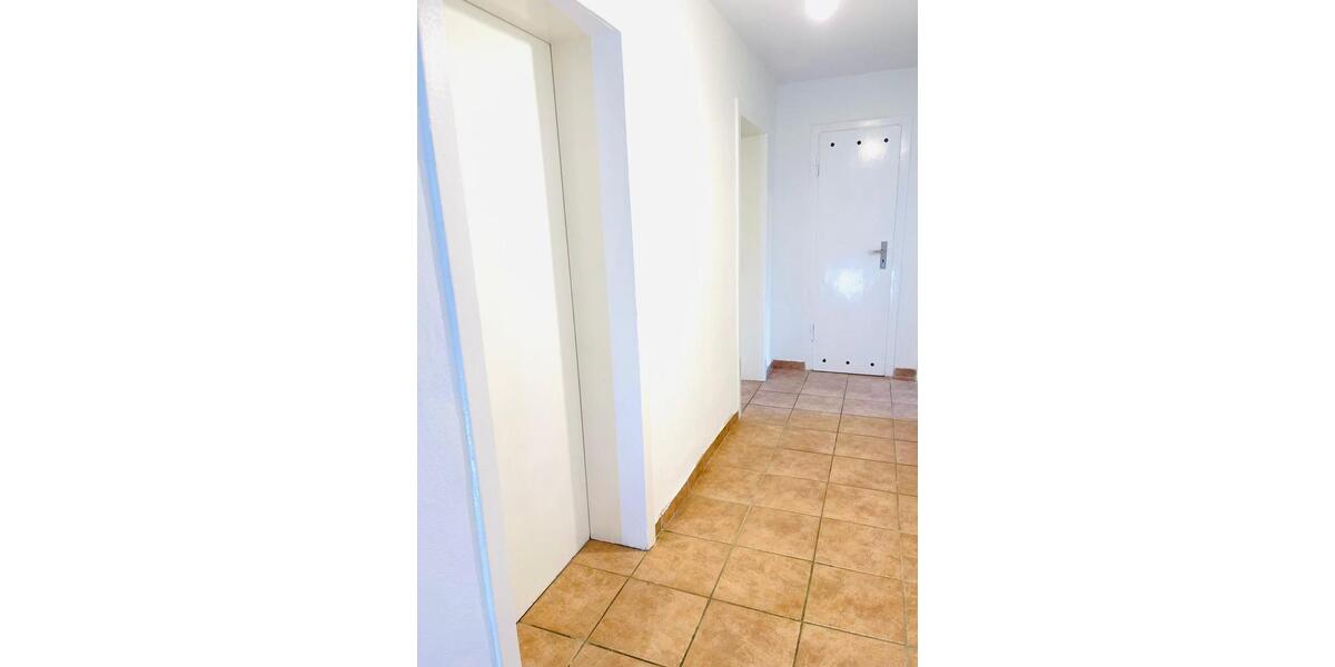 Dachgeschoßwohnung Essen Stadtbezirk III - 3 Zimmer, 72 m&sup2;, 799&euro; | Angebot:26374106