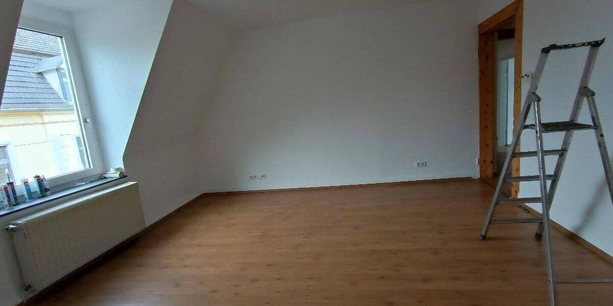 Etagenwohnung Wuppertal Barmen - 4 Zimmer, 100 m&sup2;, 880&euro; | Angebot:26897645