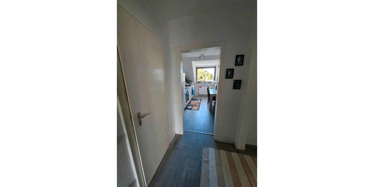 Dachgeschoßwohnung Essen Stadtbezirk IV - 3 Zimmer, 67 m&sup2;, 855&euro; | Angebot:26236994