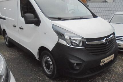 Opel Vivaro 153.000 km 9.900 &euro; Duisburg 47249