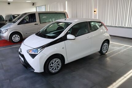 Toyota Aygo (X) 41.690 km 10.650 &euro; Essen 45329