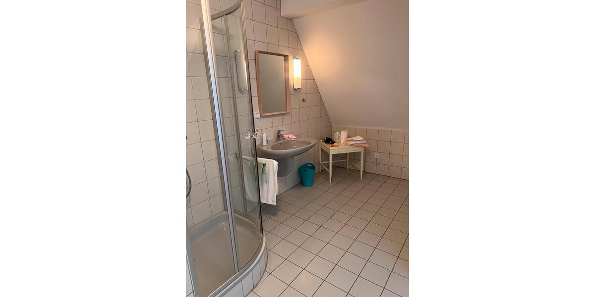 Dachgeschoßwohnung Gelsenkirchen Resse - 4 Zimmer, 138 m&sup2;, 990&euro; | Angebot:26322223