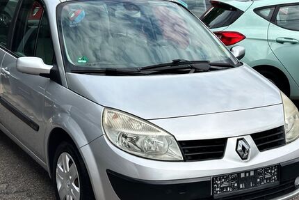 Renault Scenic 151.000 km 2.490 € Essen 45145