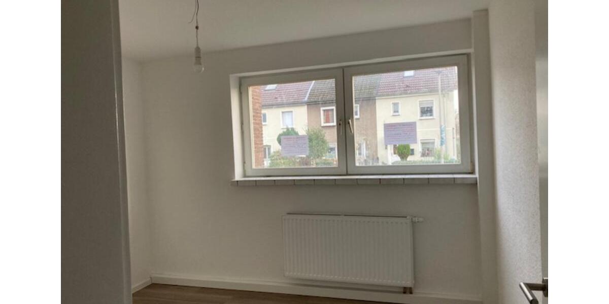 Nichtraucher -EG -Whg. in Ob-Klosterhardt, Erstbezug n. Sanierung 3 zimmer