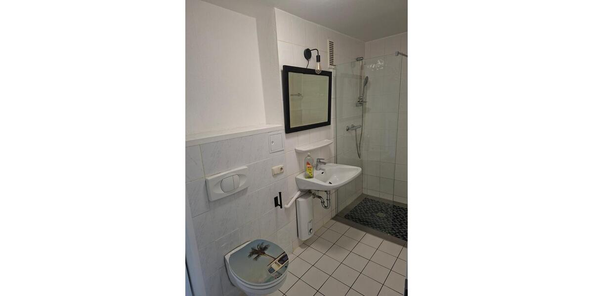 2-Zimmer-Wohnung, umfassend renoviert in Velbert Langenberg 2 zimmer