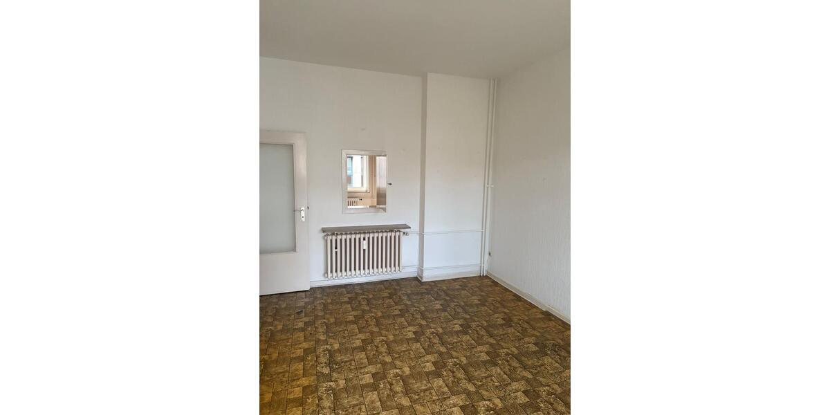 Etagenwohnung Mülheim an der Ruhr Linksruhr - 3 Zimmer, 97 m&sup2;, 750&euro; | Angebot:25230102