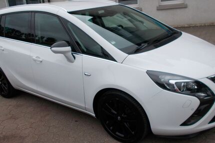 Opel Zafira 211.000 km 7.990 &euro; Bochum 44809