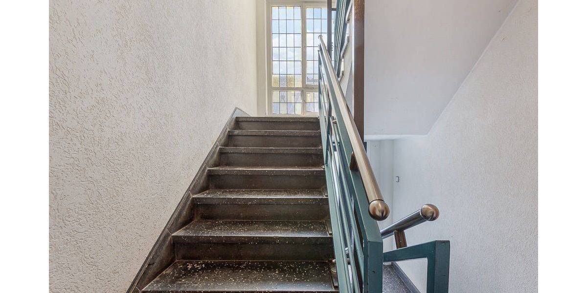 Etagenwohnung Essen Bredeney - 4 Zimmer, 81 m&sup2;, 269.000&euro; | Angebot:23958774