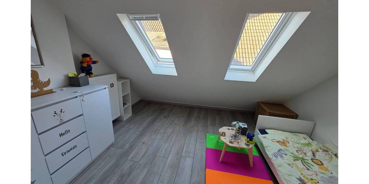 Doppelhaushälfte + Mehrfamilienhaus in 42549 Velbert 9 zimmer