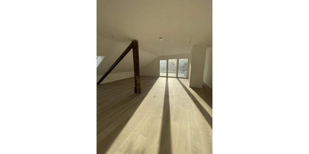 Etagenwohnung Herten / Westerholt Westerholt - 3 Zimmer, 135 m&sup2;, 1.250&euro; | Angebot:25663813