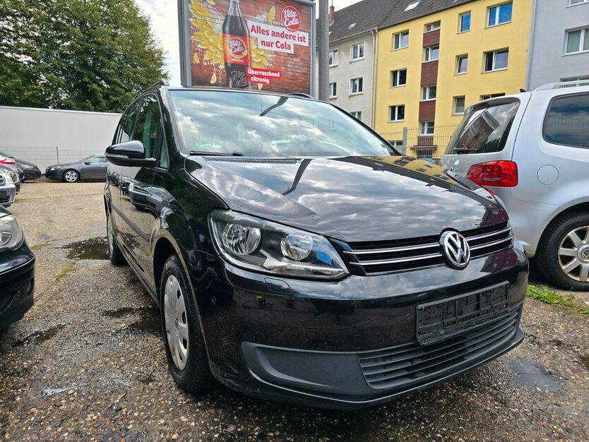 VW Touran 210.000 km 6.200 € Essen 45144