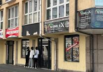 Ladenlokal zur Vermieten Einzelhandel Eckladen 75qm Kernsaniert