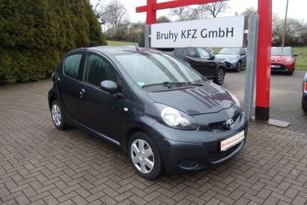 Toyota Aygo (X) 116.000 km 3.250 &euro; Ratingen 40882
