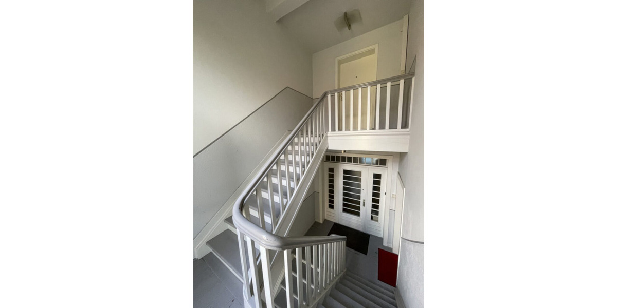 **Die Gelegenheit, Mehrfamilienhaus, provisionsfrei** 23 zimmer