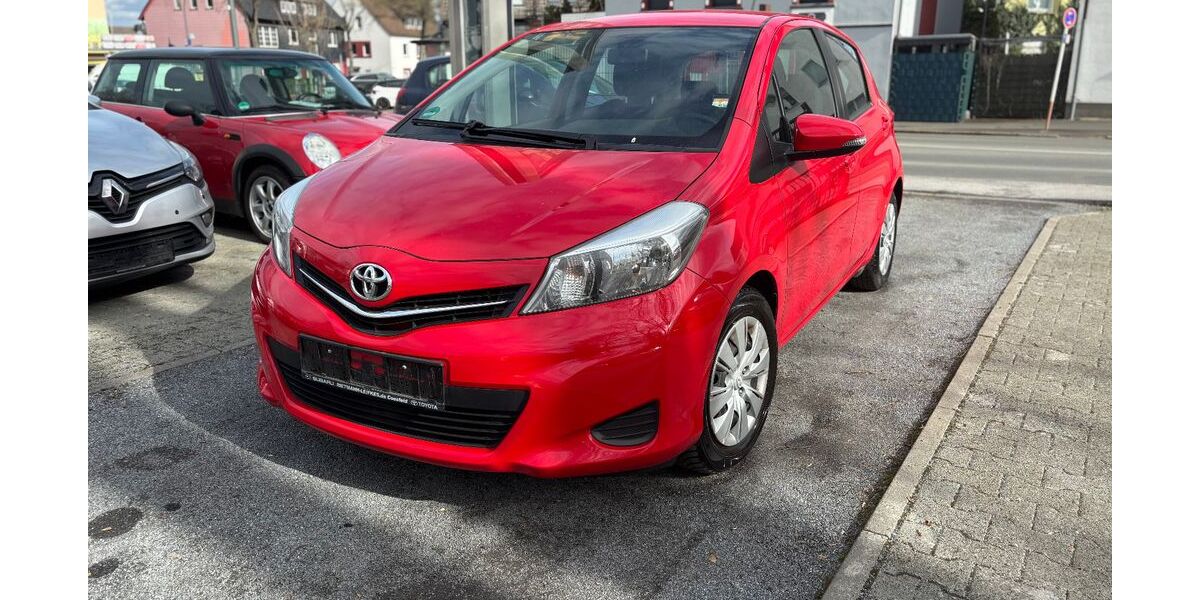 Toyota Yaris 192.004 km 5.550 &euro; Dortmund 44143
