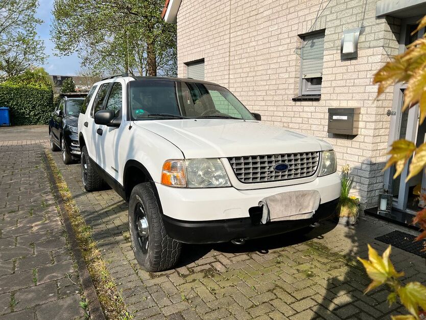 Ford Explorer 202.000 km 4.850 € muelheim 45476
