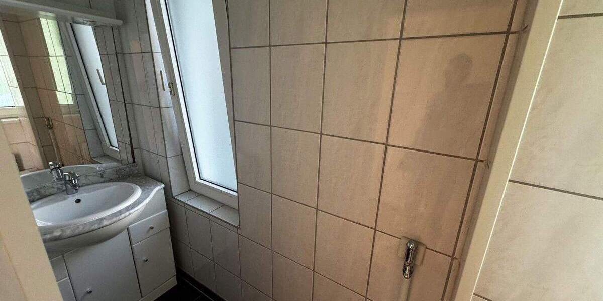 Saarlandstraßenviertel - Altbau - 2 Balkone - 106 qm 3 zimmer