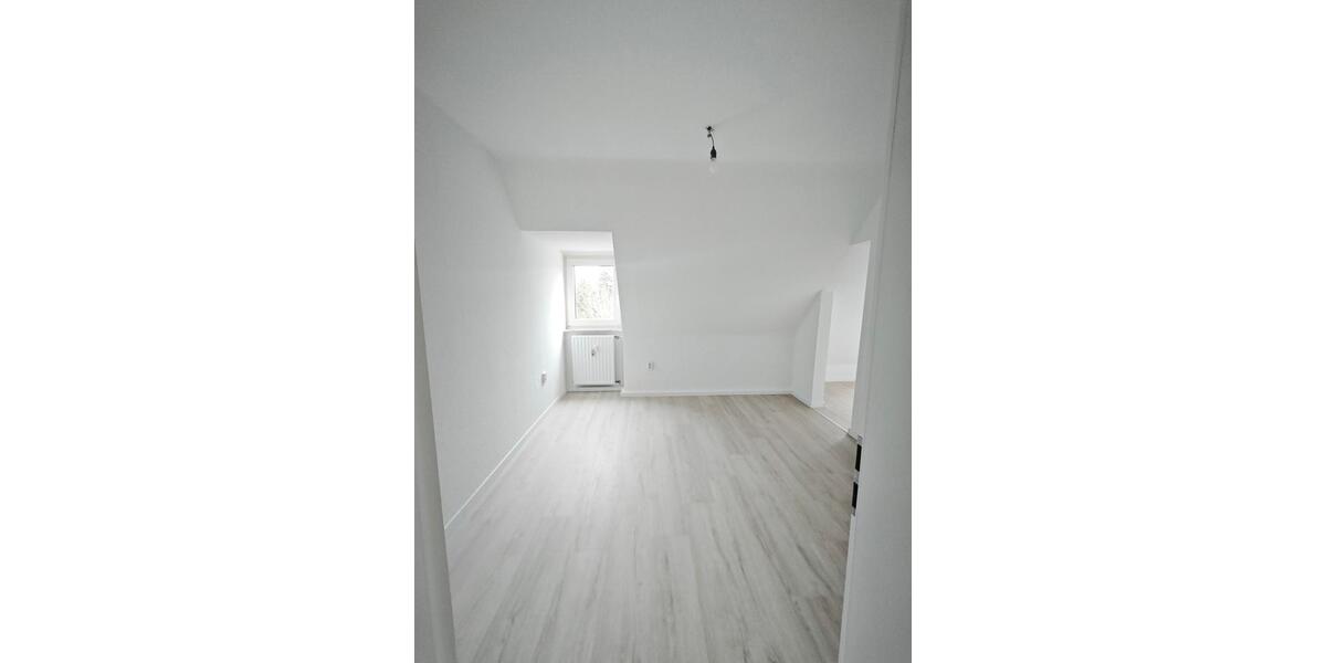 Dachgeschoßwohnung Herne Altenhöfen - 3 Zimmer, 66 m&sup2;, 535&euro; | Angebot:25057469