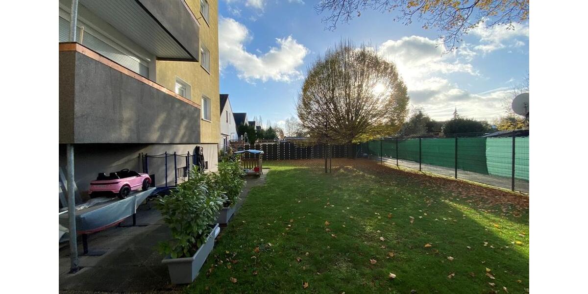 Hier wird kernsaniert - inkl. Fahrradkeller + PKW-Stellplatz + Gartennutzung 3.5 zimmer