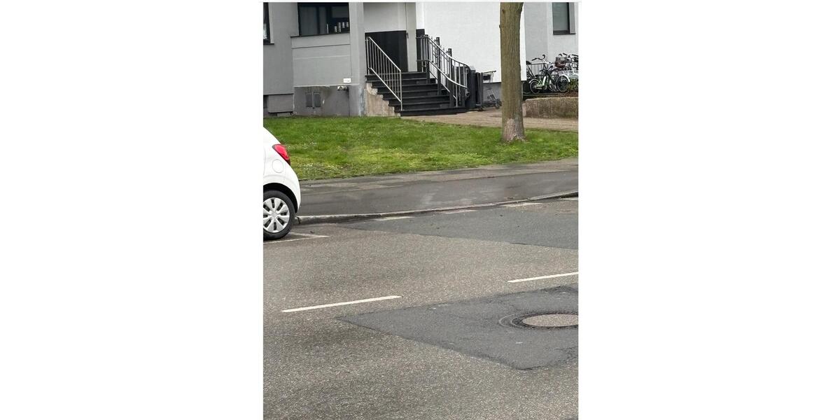 Etagenwohnung Duisburg Essenberg - 3 Zimmer, 82 m&sup2;, 820&euro; | Angebot:26126111