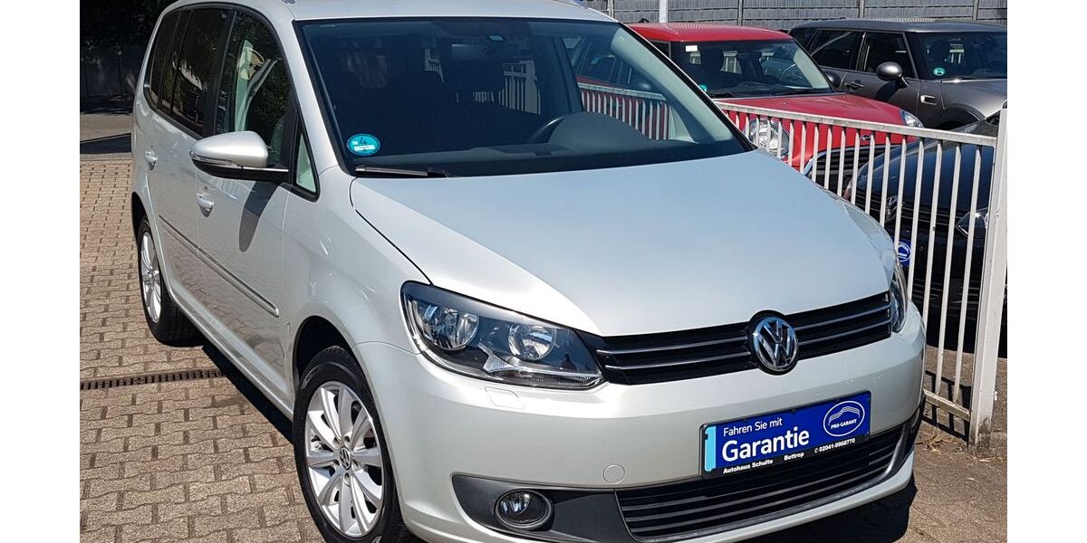 VW Touran 104.211 km 9.290 &euro; Bottrop 46240