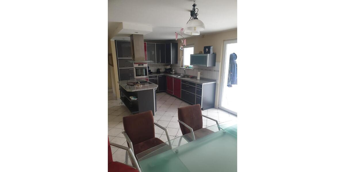 Preiswertes Rheienendhaus in Duisburg Beeckerwerth zu verkaufen 4 zimmer