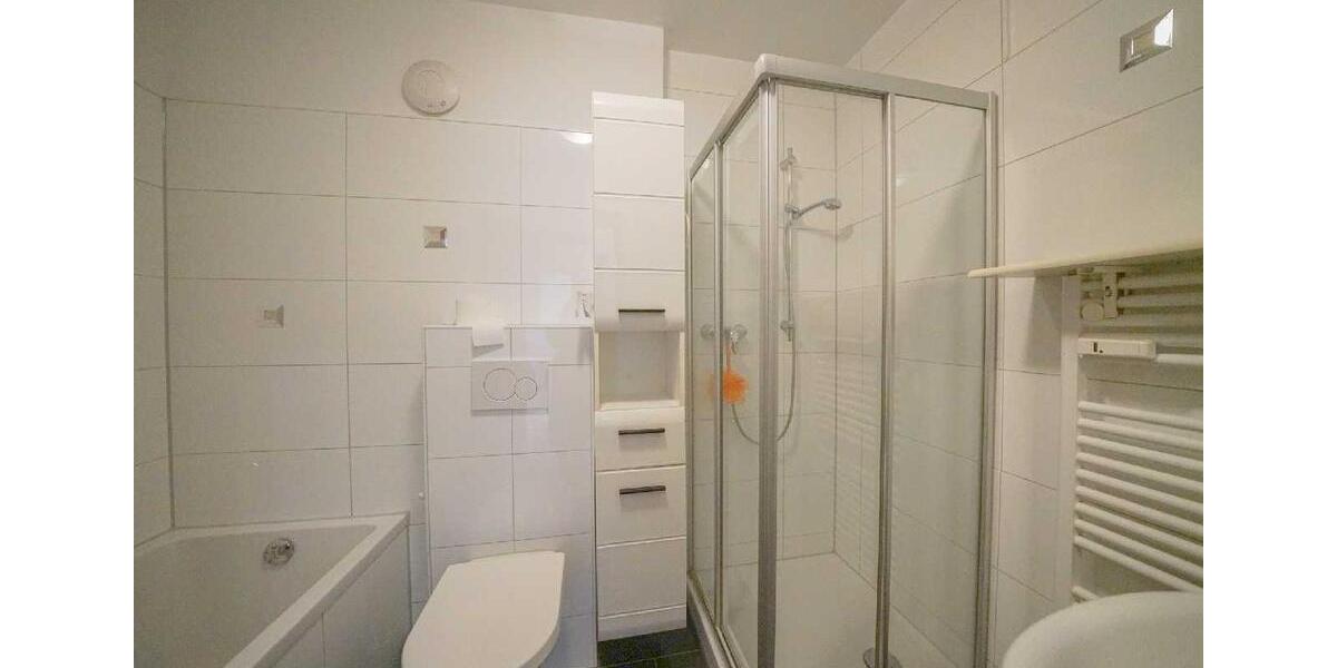 Moderne 2-Zimmer-Wohnung mit Balkon und EBK! 2 zimmer