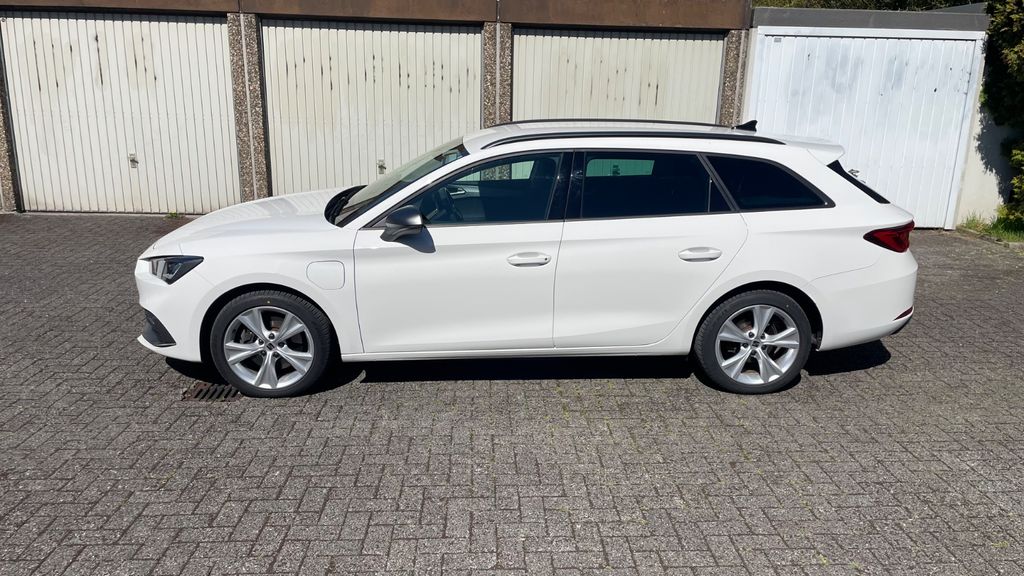 Seat Leon 61.500 km 19.250 &euro; Waltrop 45731