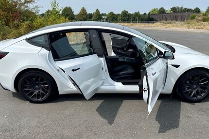 Tesla Model 3 58.000 km 37.300 &euro; Bochum 44805