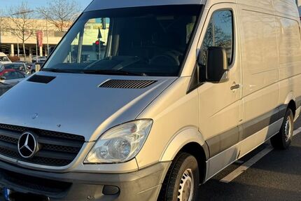 Mercedes-Benz Sprinter 325.142 km 8.900 &euro; Oberhausen 46045