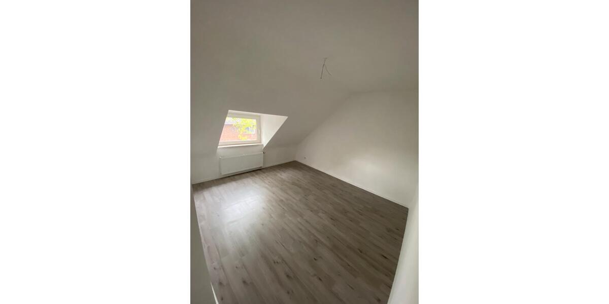 Etagenwohnung Duisburg Essenberg - 3.5 Zimmer, 46 m&sup2;, 460&euro; | Angebot:26123572