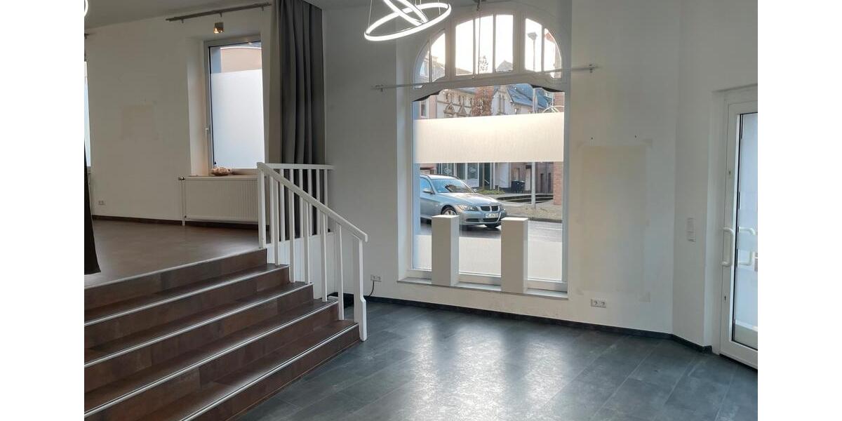 Helles Ladenlokal in zentraler Innenstadtlage von Wülfrath zimmer