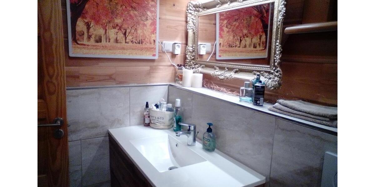 Zwei Blockhäuser auf Pachtgrundstück zu verkaufen 1 zimmer