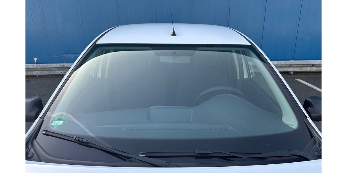 Dacia Sandero 123.203 km 5.200 &euro; Oberhausen 46149