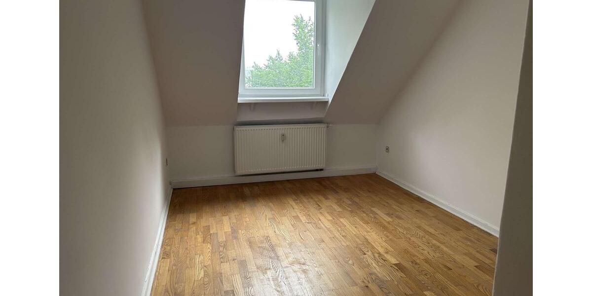 Dachgeschoßwohnung Dortmund Gartenstadt - 3 Zimmer, 63 m&sup2;, 500&euro; | Angebot:25542426