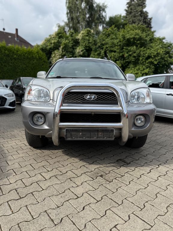 Hyundai SANTA FE 336.278 km 1.700 € Dortmund 44388