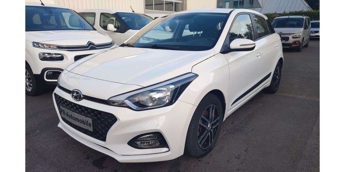 Hyundai i20 49.990 km 11.999 &euro; Gelsenkirchen 45892